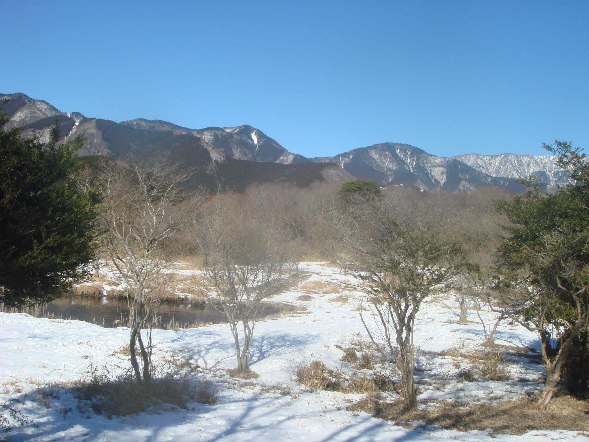 Sun & Moon Club Bed & Breakfast Fujinomiya Exterior photo